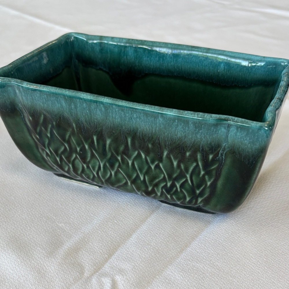 Mid Century Hull Planter